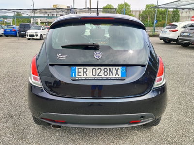 Lancia Ypsilon 1.2 69 CV 5 porte GPL Ecochic Silver (5)