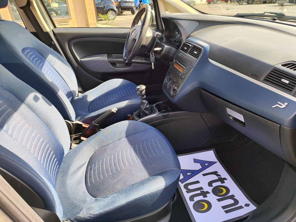 Fiat Grande Punto 1.2 5 porte Active (13)