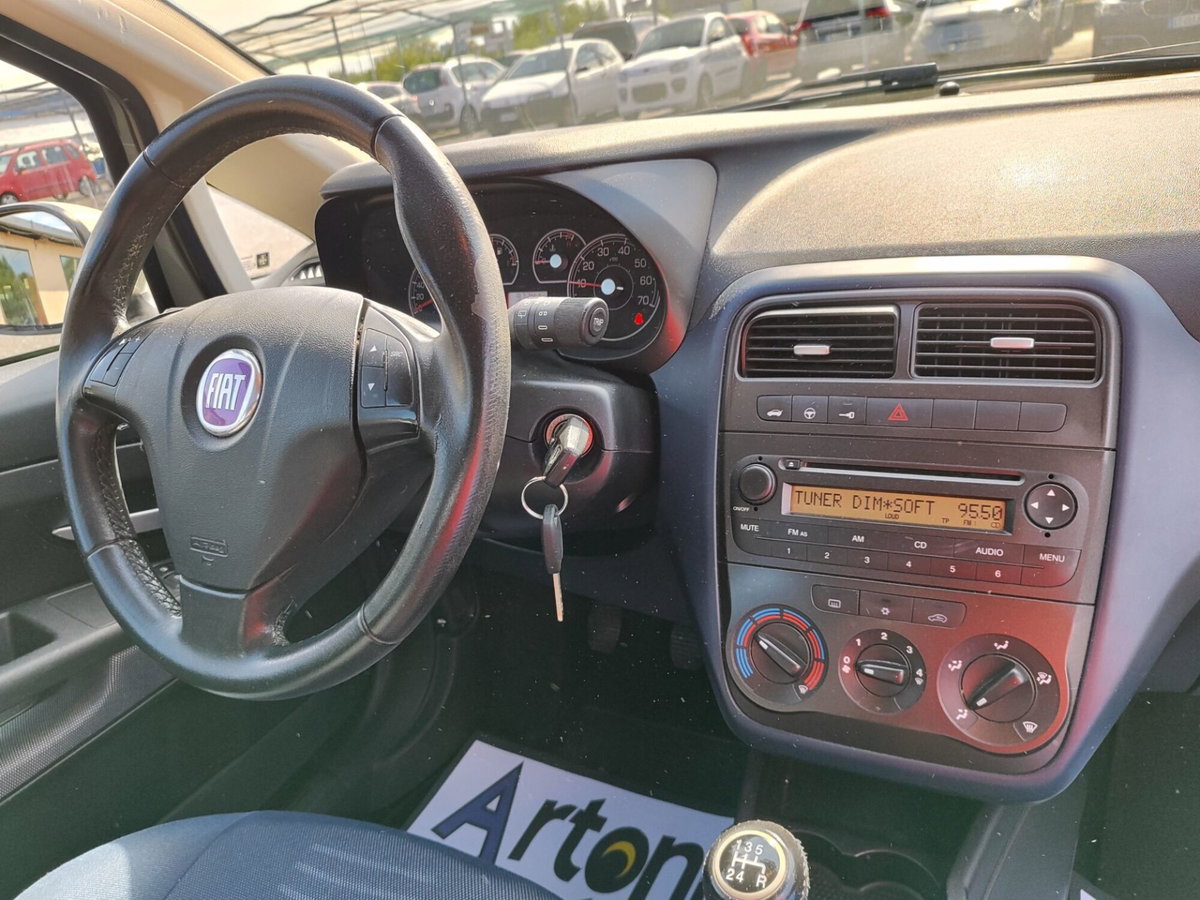 Fiat Grande Punto 1.2 5 porte Active (14)