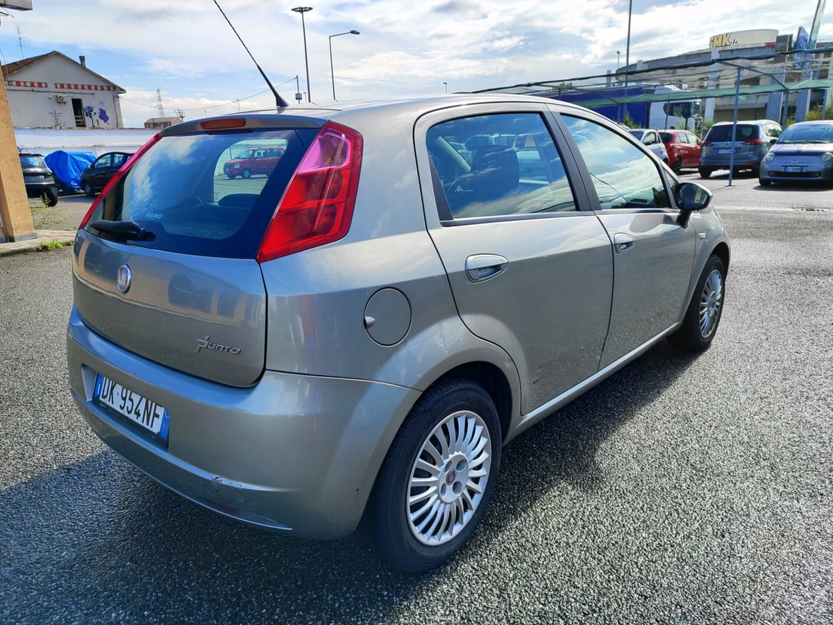 Fiat Grande Punto 1.2 5 porte Active (6)