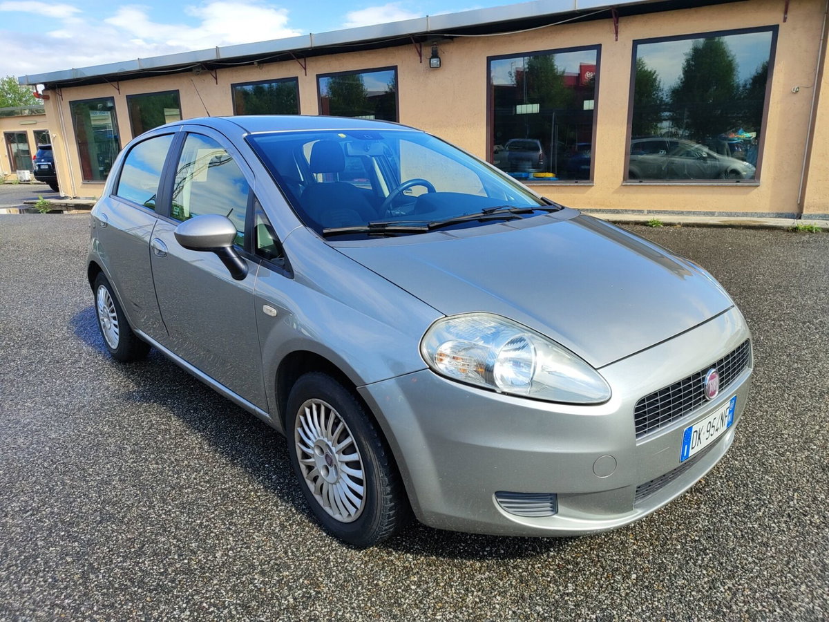 Fiat Grande Punto 1.2 5 porte Active (8)