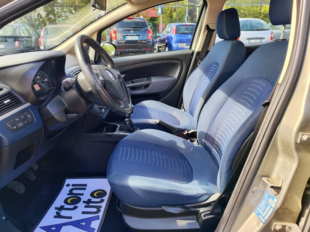 Fiat Grande Punto 1.2 5 porte Active (9)