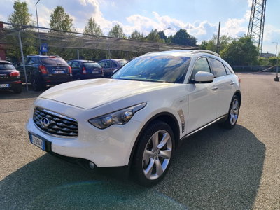 Infiniti FX FX30d S Premium (2)