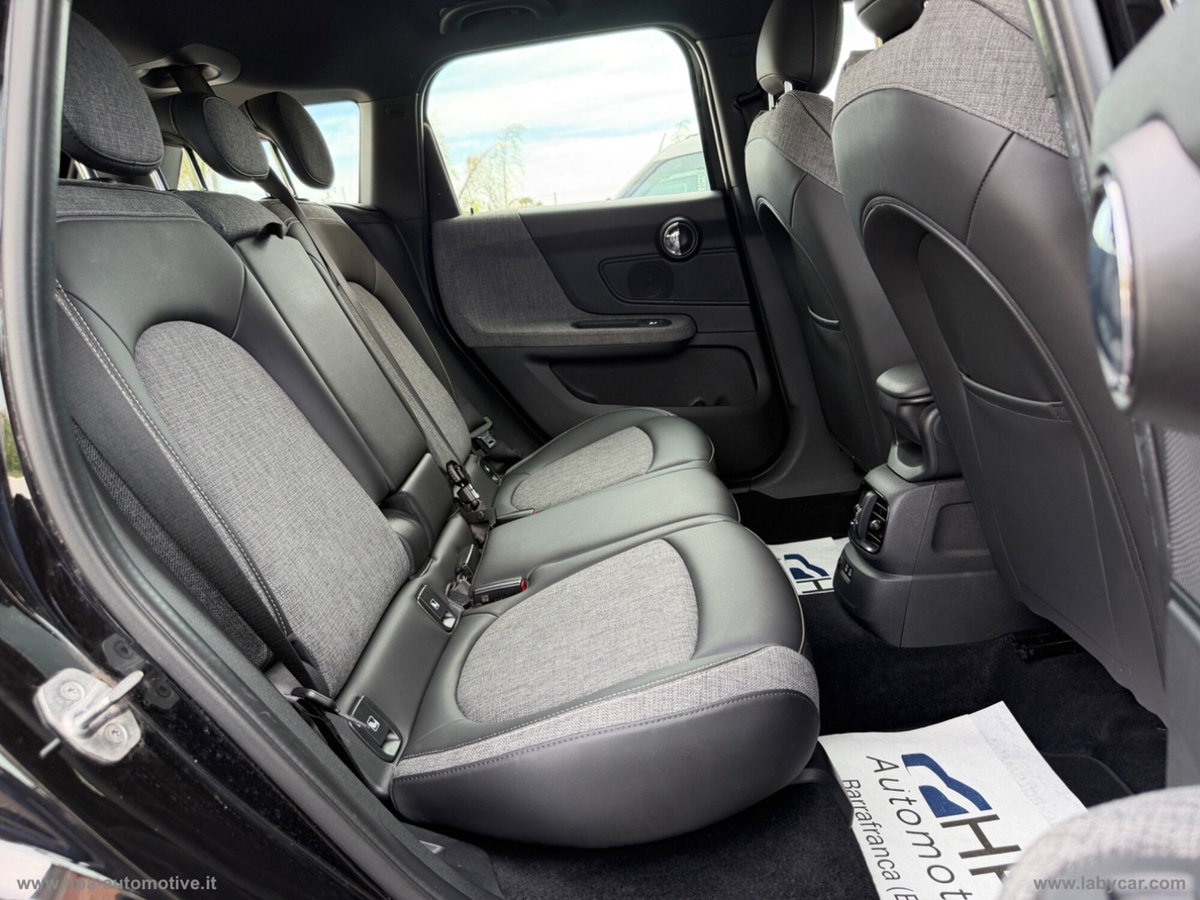 MINI Mini Countryman 2.0 Cooper D Essential Countryman (13)