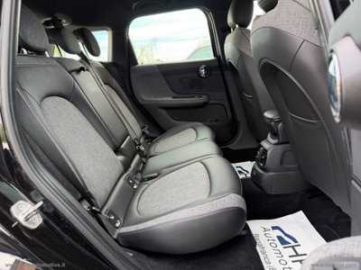 MINI Mini Countryman 2.0 Cooper D Essential Countryman (13)