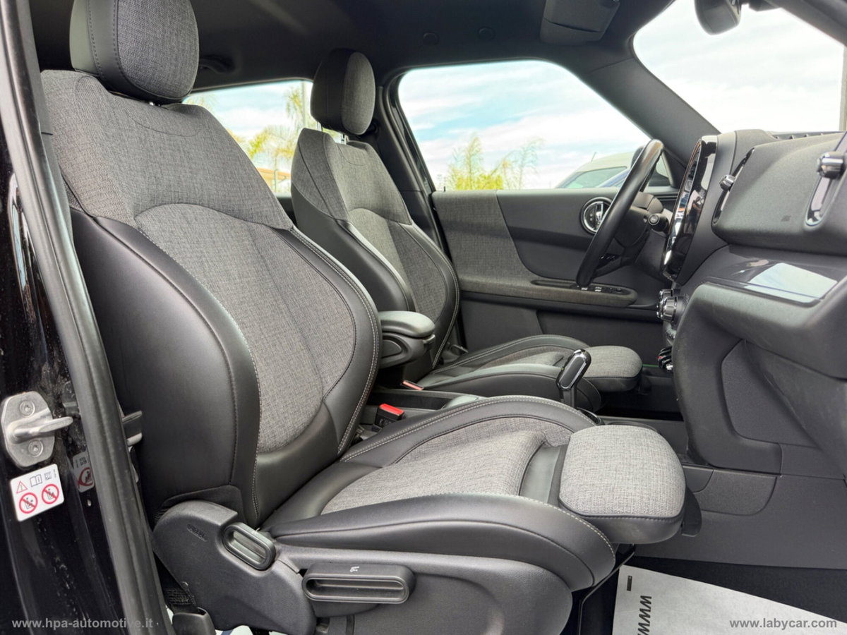 MINI Mini Countryman 2.0 Cooper D Essential Countryman (14)
