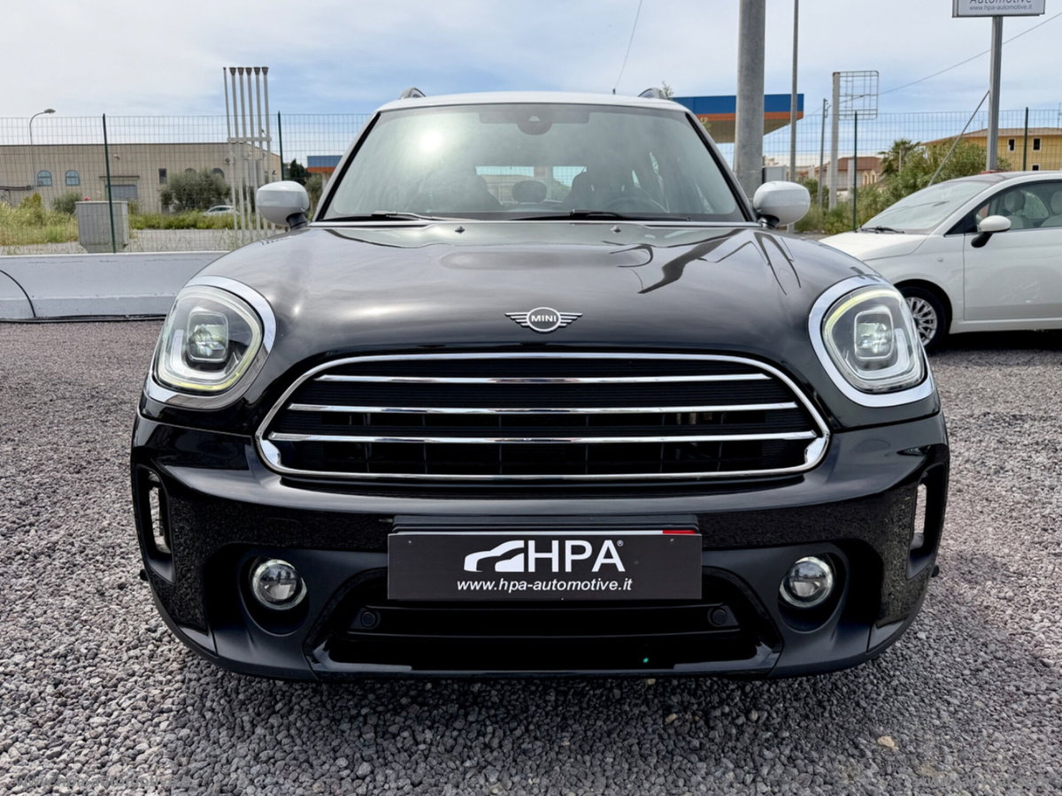 MINI Mini Countryman 2.0 Cooper D Essential Countryman (2)