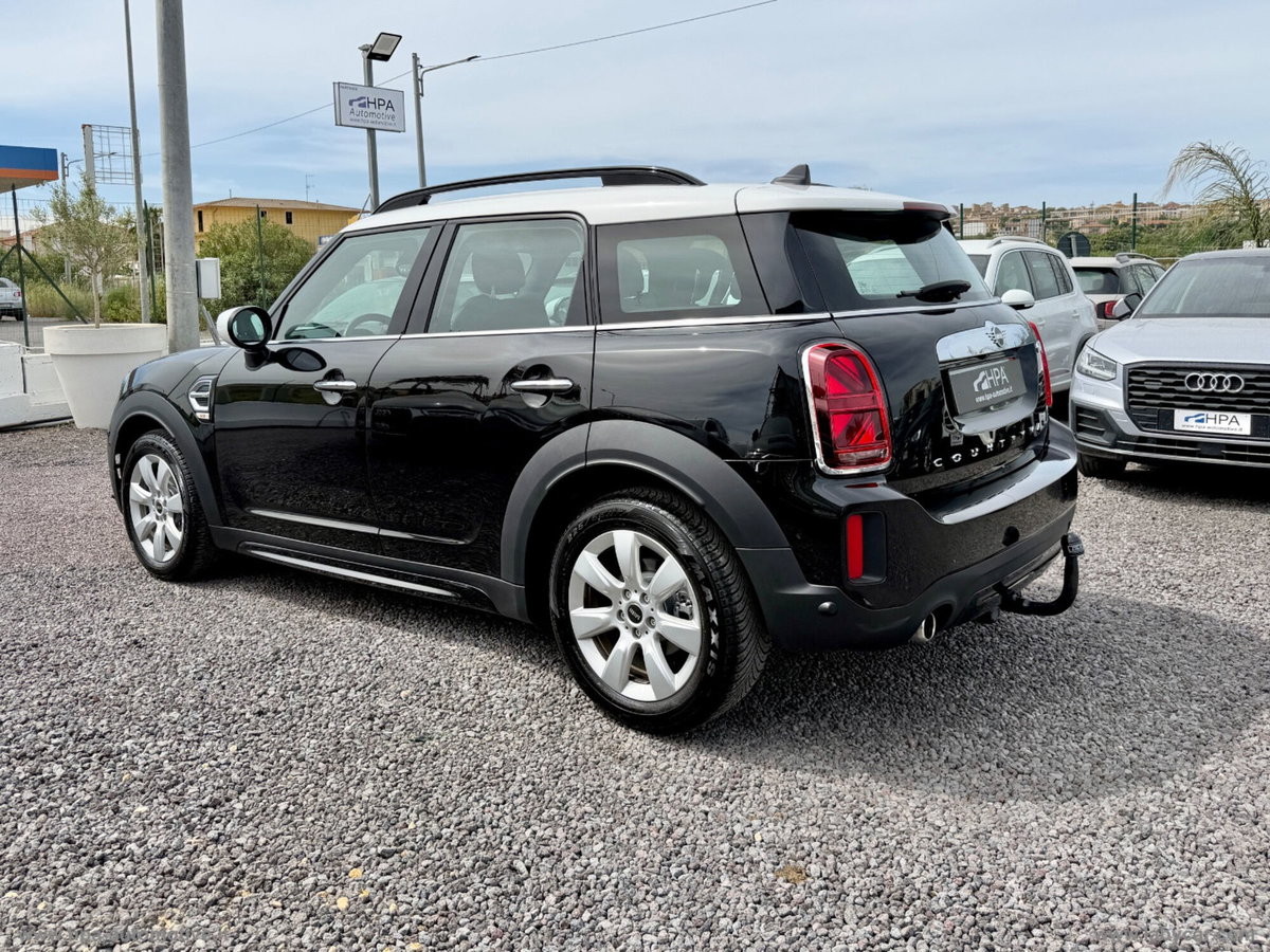 MINI Mini Countryman 2.0 Cooper D Essential Countryman (6)