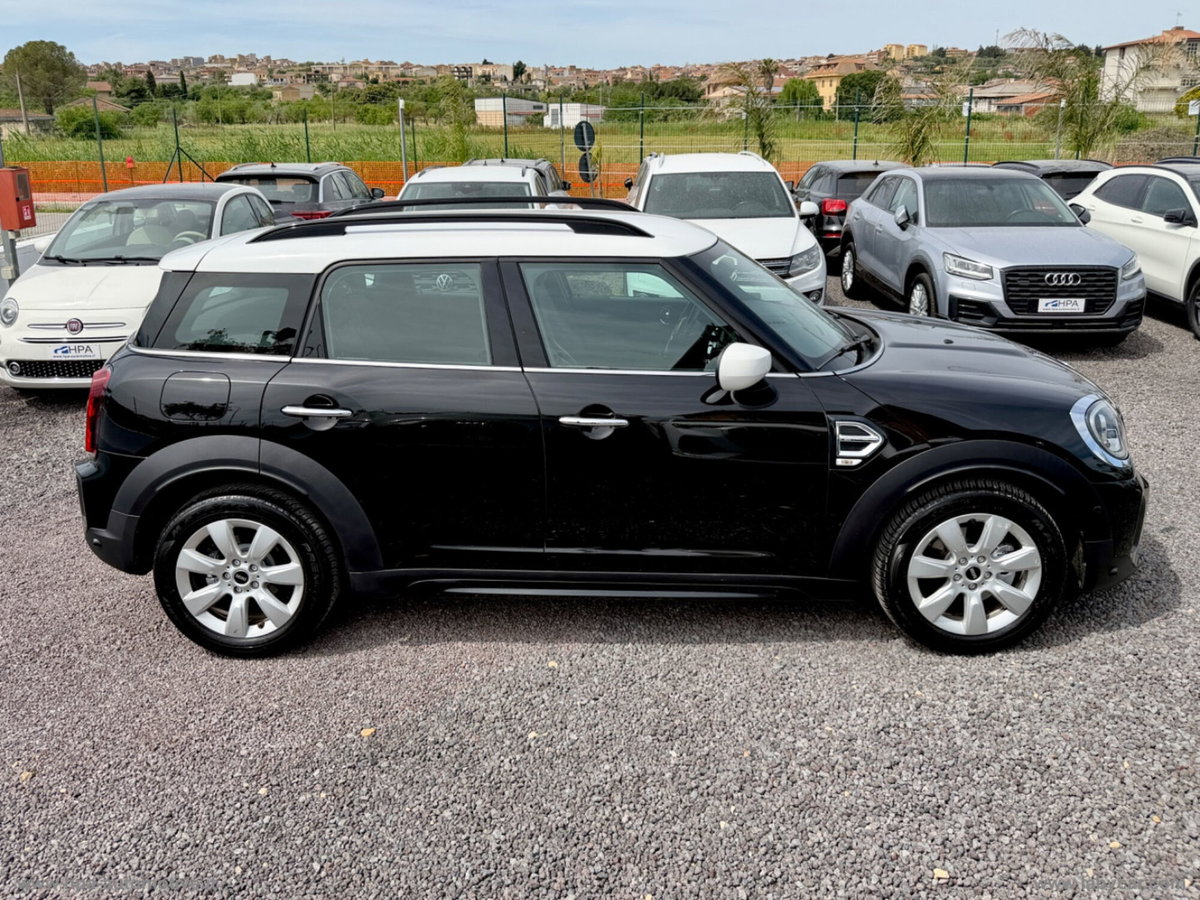MINI Mini Countryman 2.0 Cooper D Essential Countryman (7)