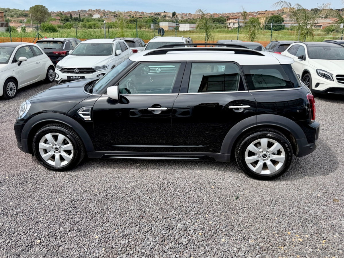 MINI Mini Countryman 2.0 Cooper D Essential Countryman (8)