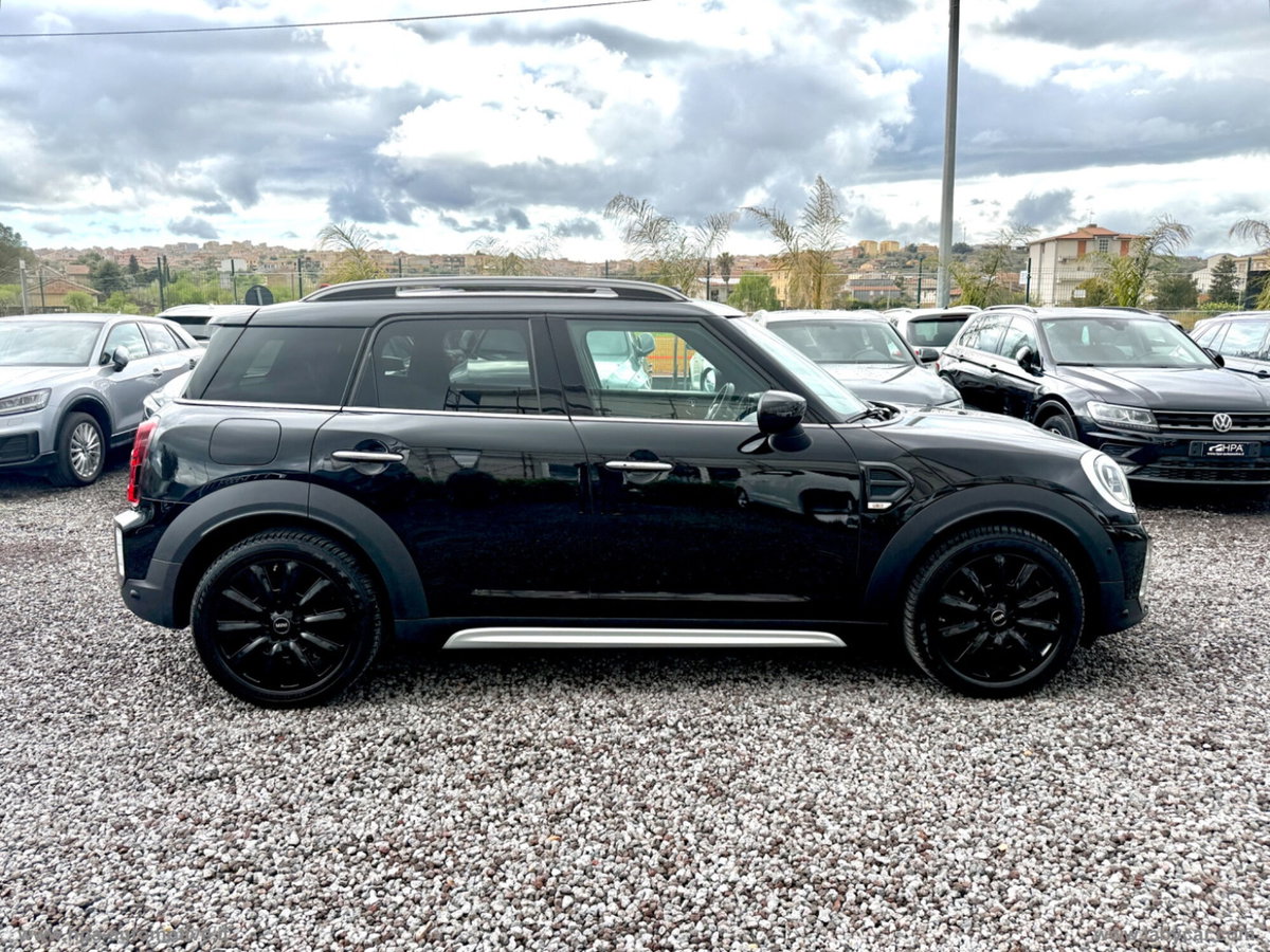 MINI Mini Countryman 2.0 Cooper D Countryman ALL4 (4)