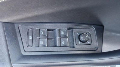 Volkswagen T-Roc 2.0 tdi R-Line 4motion 150cv dsg (10)