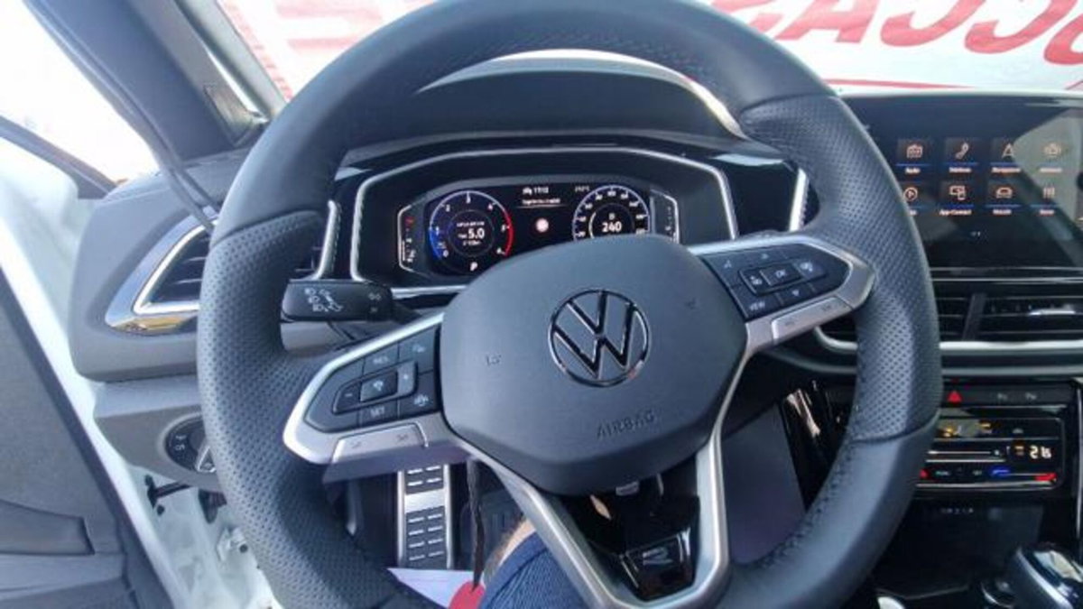 Volkswagen T-Roc 2.0 tdi R-Line 4motion 150cv dsg (14)