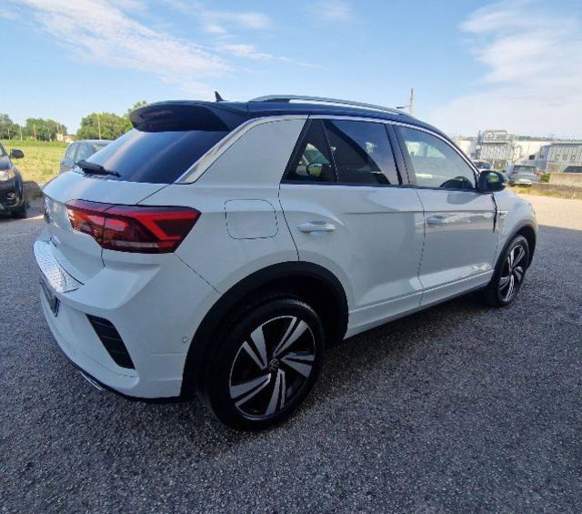 Volkswagen T-Roc 2.0 tdi R-Line 4motion 150cv dsg (6)