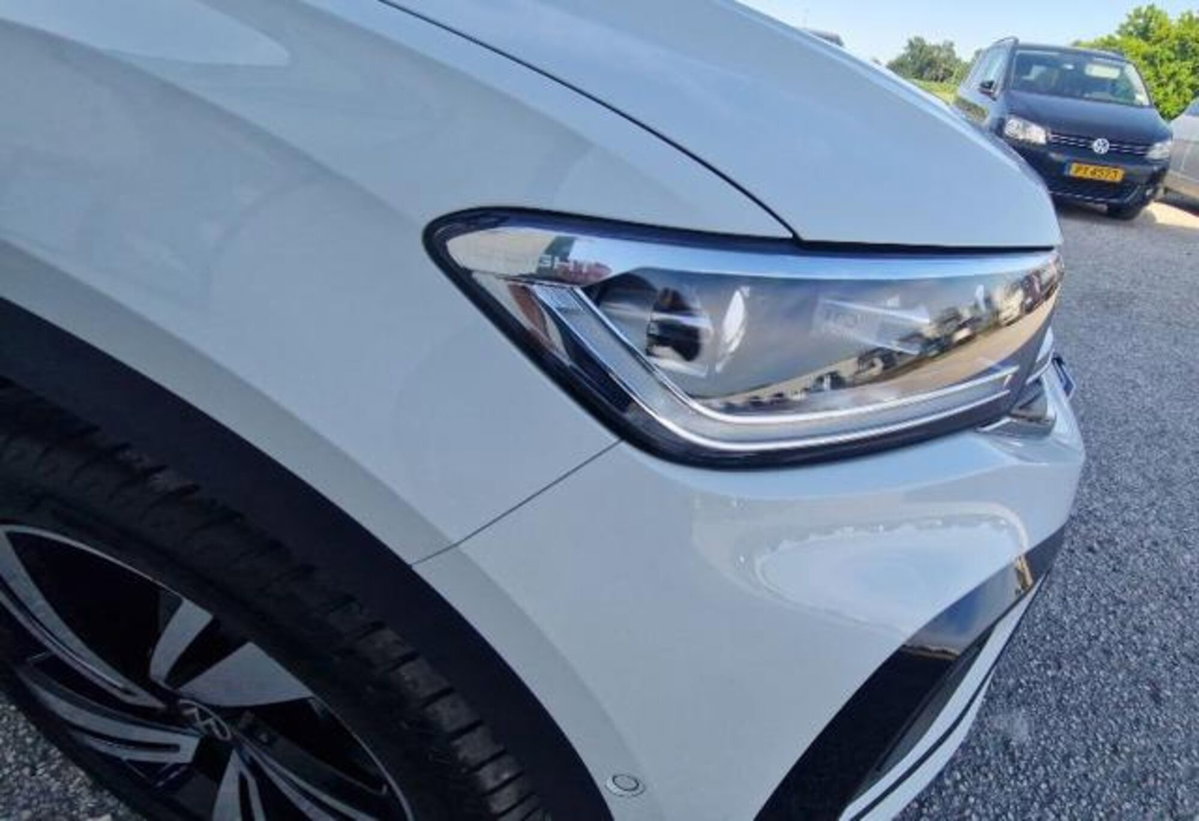 Volkswagen T-Roc 2.0 tdi R-Line 4motion 150cv dsg (7)