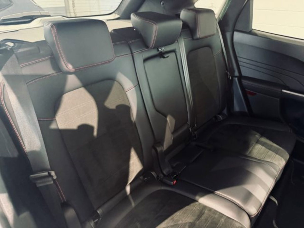 Ford Kuga 2.0 EcoBlue 120 CV aut. 2WD ST-Line X (15)