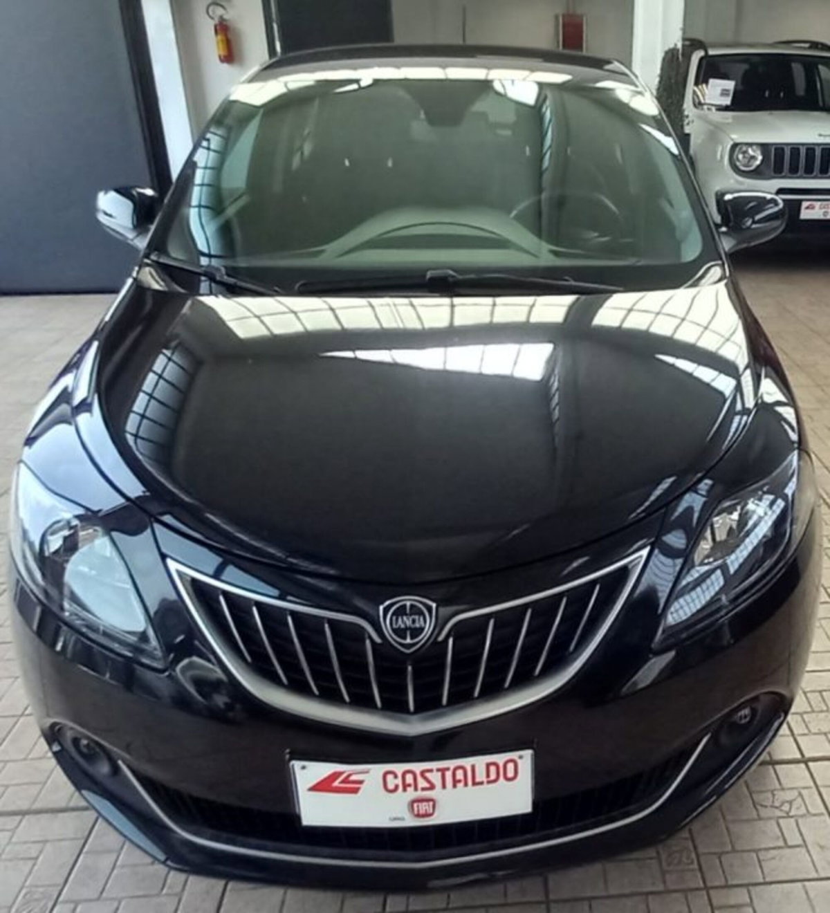 Lancia Ypsilon 1.0 FireFly 5 porte S&S Hybrid Ecochic Gold