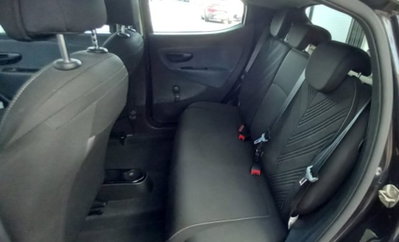 Lancia Ypsilon 1.0 FireFly 5 porte S&S Hybrid Ecochic Gold (10)