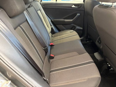 Volkswagen T-Roc 1.6 TDI SCR Advanced BlueMotion Technology (9)