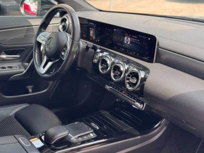 Mercedes-Benz CLA Shooting Brake 200 d Automatic 4Matic Shooting Brake Business (14)