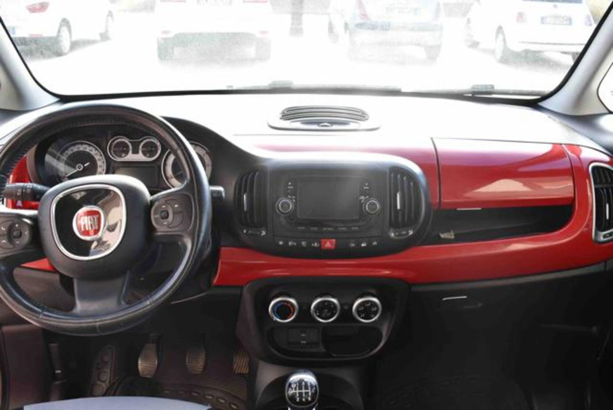 Fiat 500L Living 1.6 Multijet 105 CV Business (10)