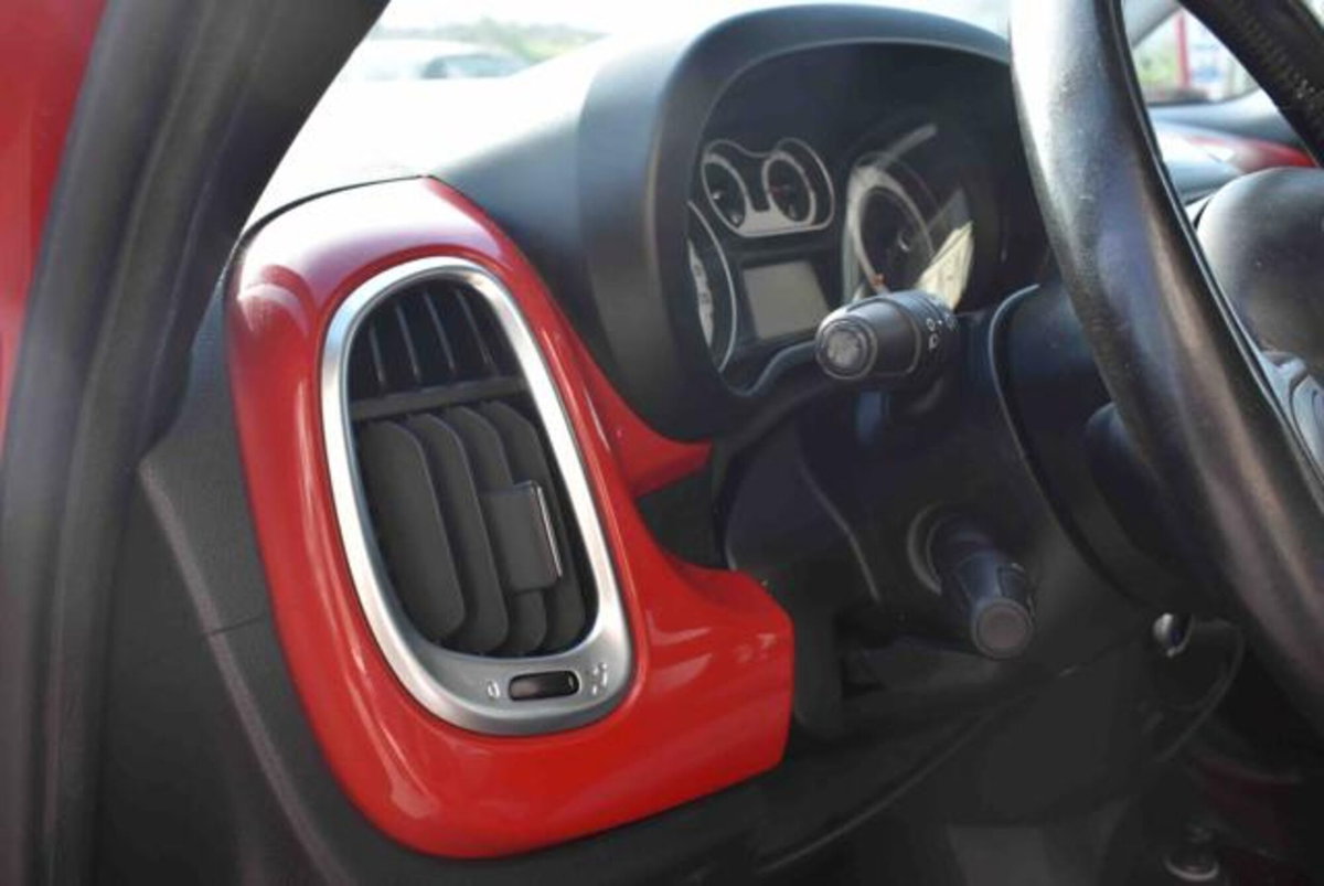 Fiat 500L Living 1.6 Multijet 105 CV Business (12)