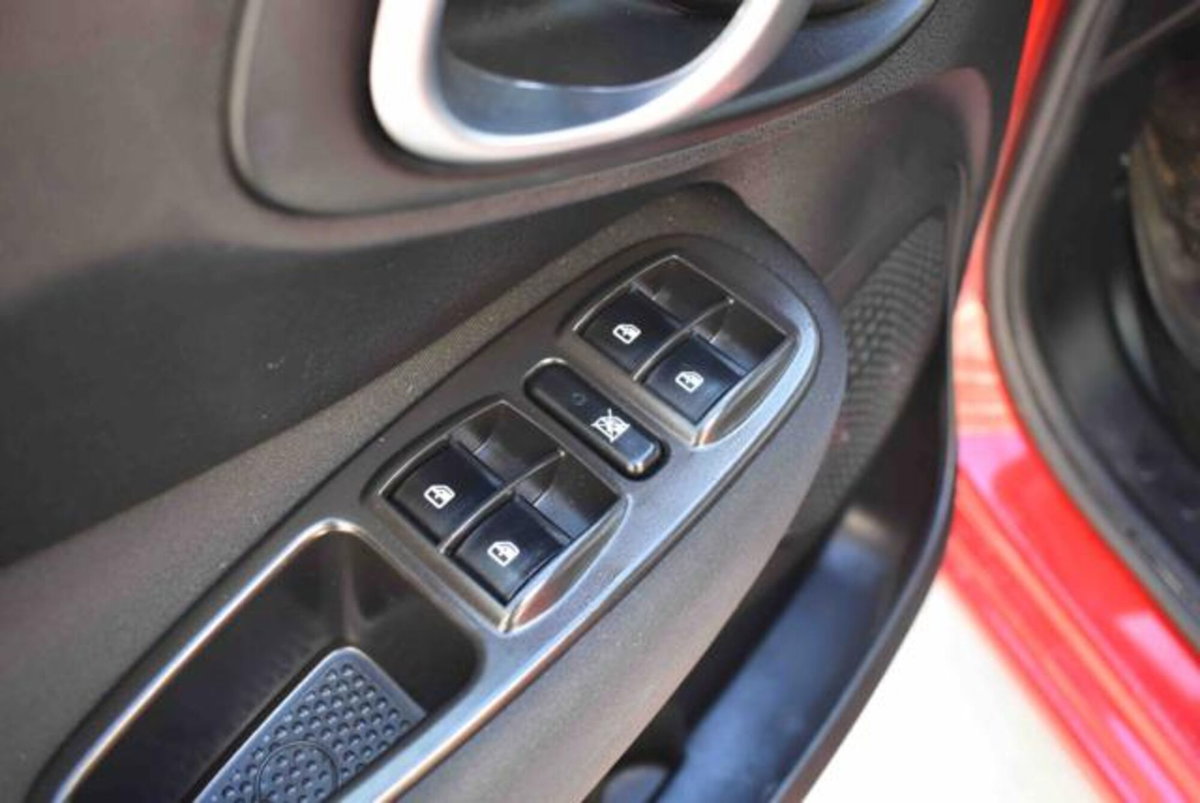 Fiat 500L Living 1.6 Multijet 105 CV Business (14)