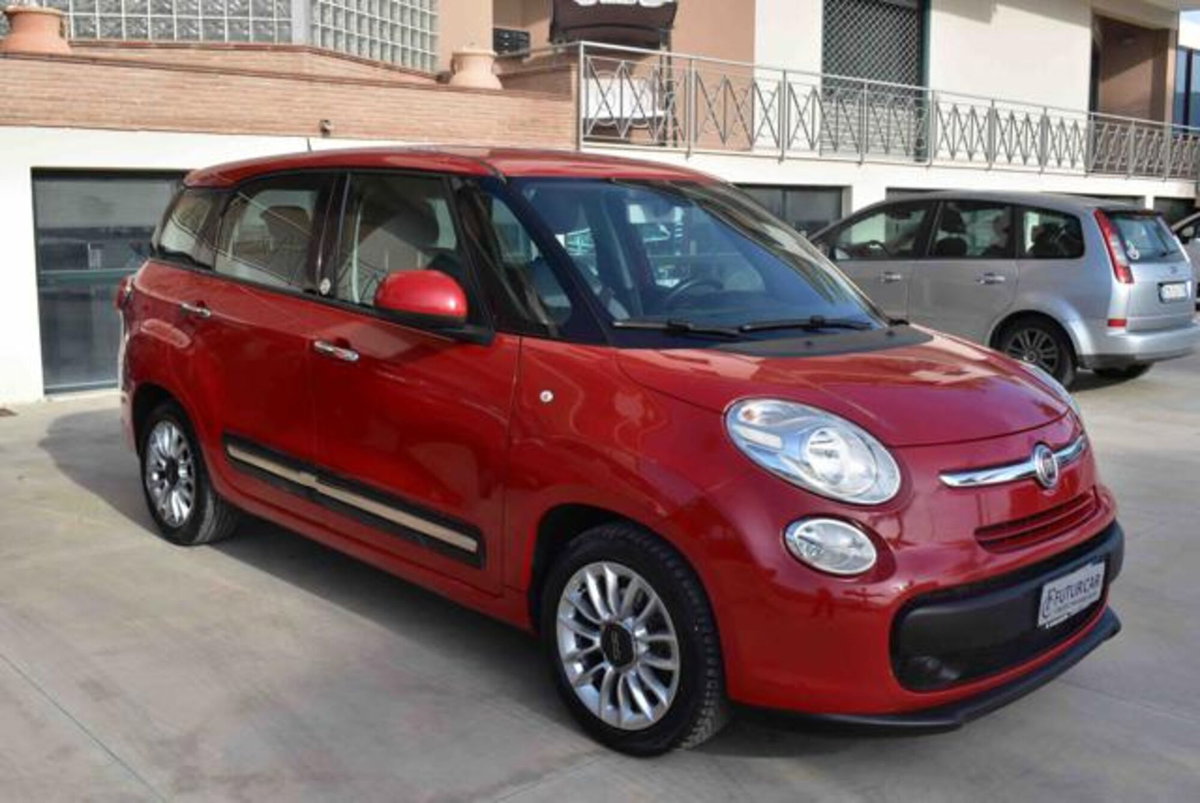 Fiat 500L Living 1.6 Multijet 105 CV Business (4)
