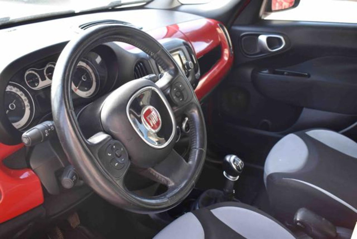 Fiat 500L Living 1.6 Multijet 105 CV Business (7)