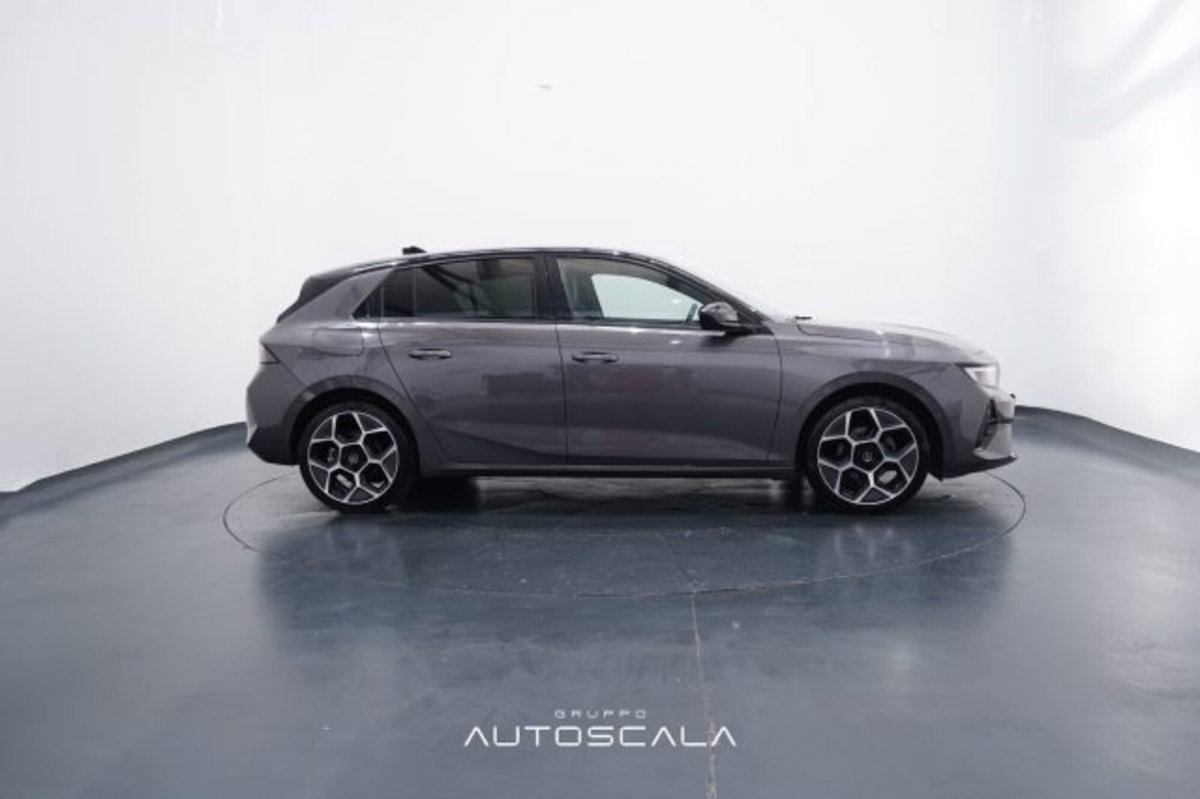 Opel Astra 1.2 Turbo 130 CV GS Line (7)