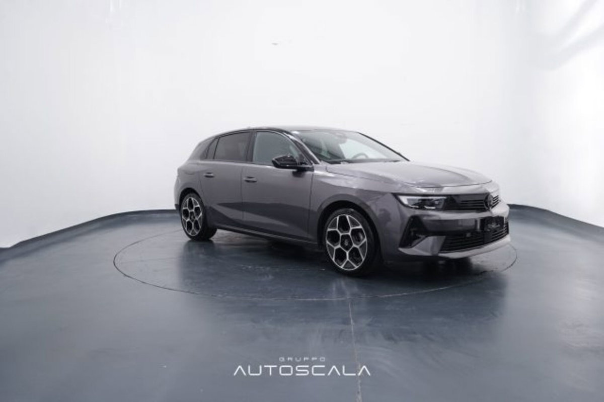 Opel Astra 1.2 Turbo 130 CV GS Line (8)