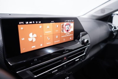 Citroen C4 PureTech 130 S&S EAT8 Shine (20)