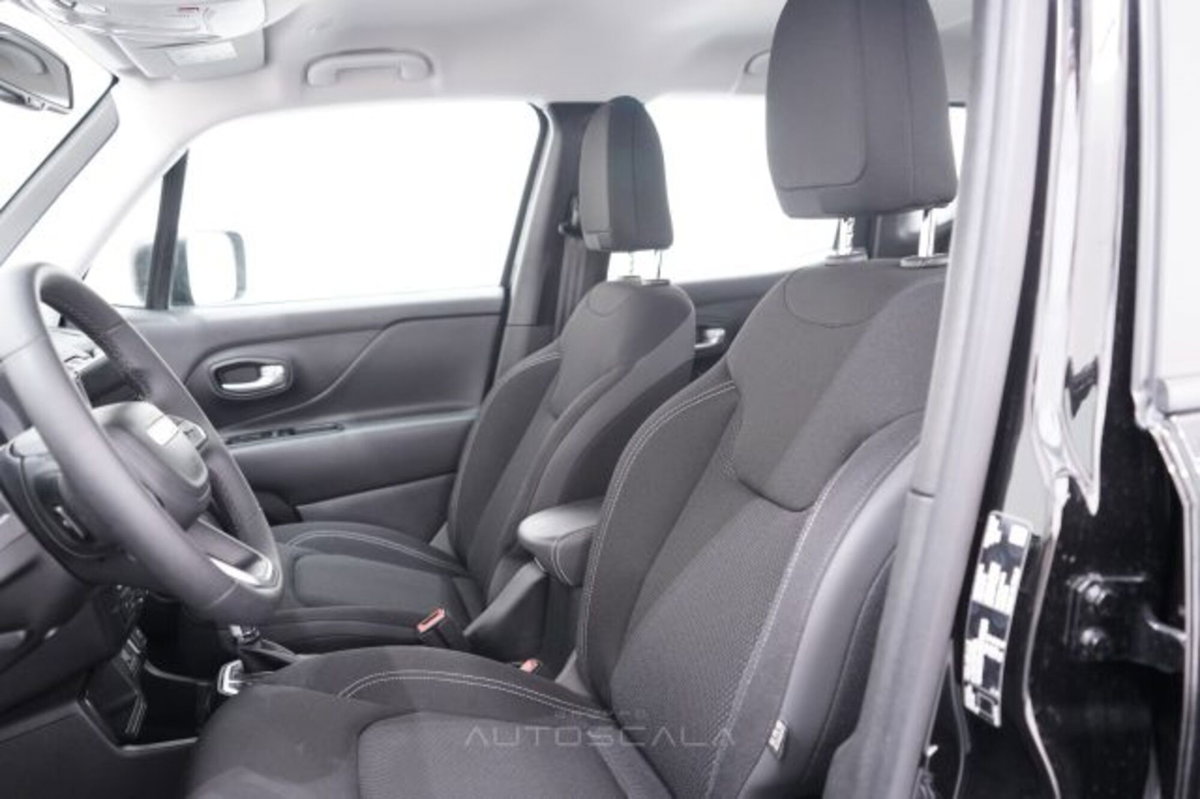 Jeep Renegade 1.5 turbo t4 mhev Altitude 2wd dct (11)