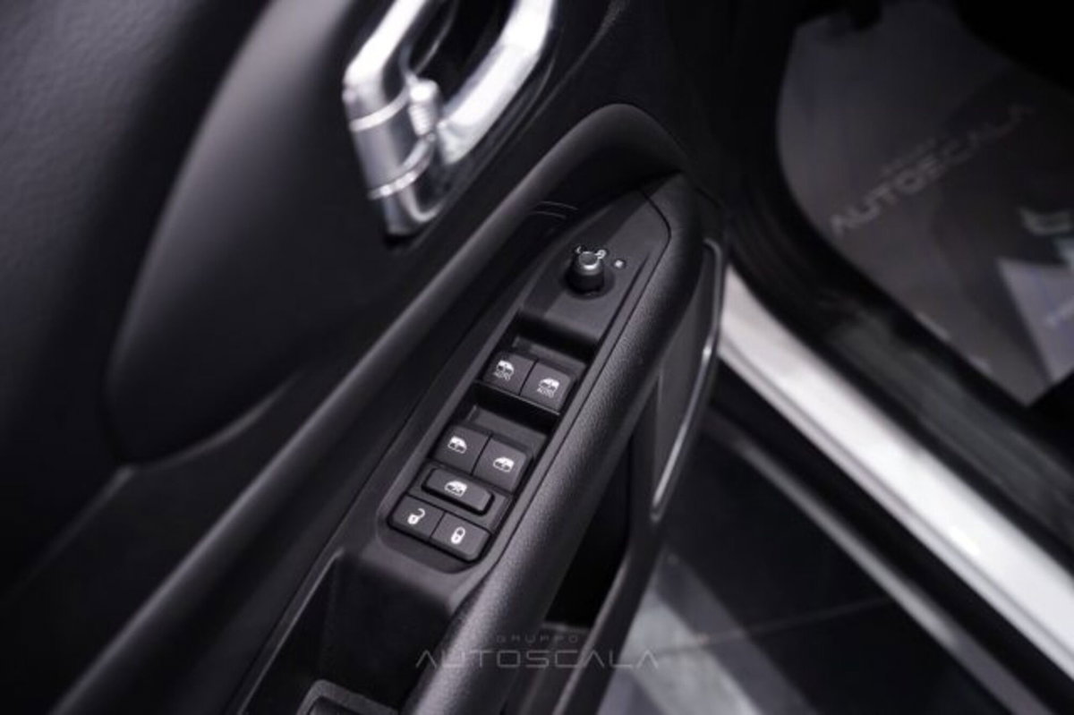 Jeep Compass 1.3 Turbo T4 2WD Night Eagle (10)