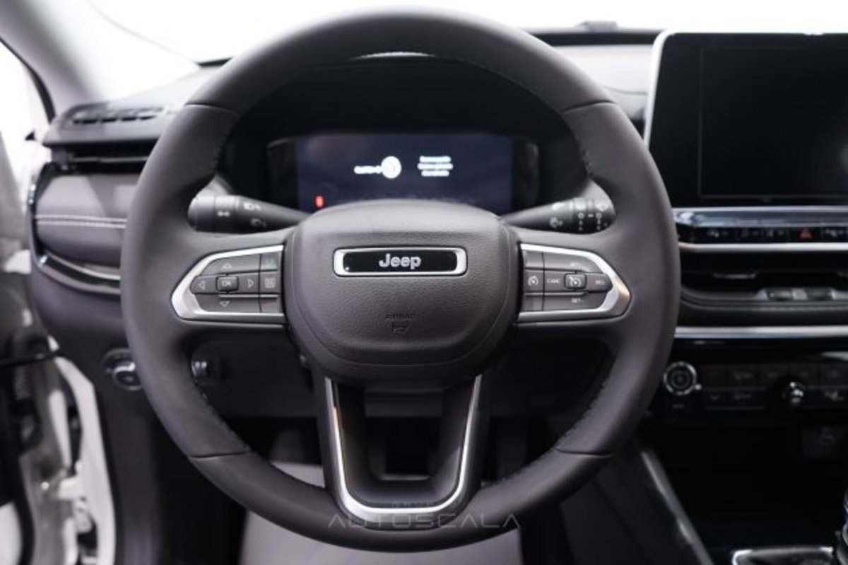 Jeep Compass 1.3 Turbo T4 2WD Night Eagle (13)