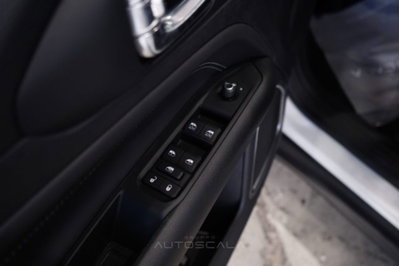 Jeep Compass 1.3 Turbo T4 2WD Night Eagle (6)