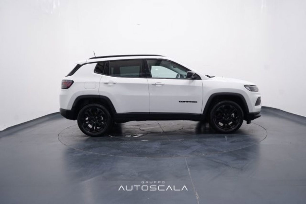 Jeep Compass 1.3 Turbo T4 2WD Night Eagle (7)