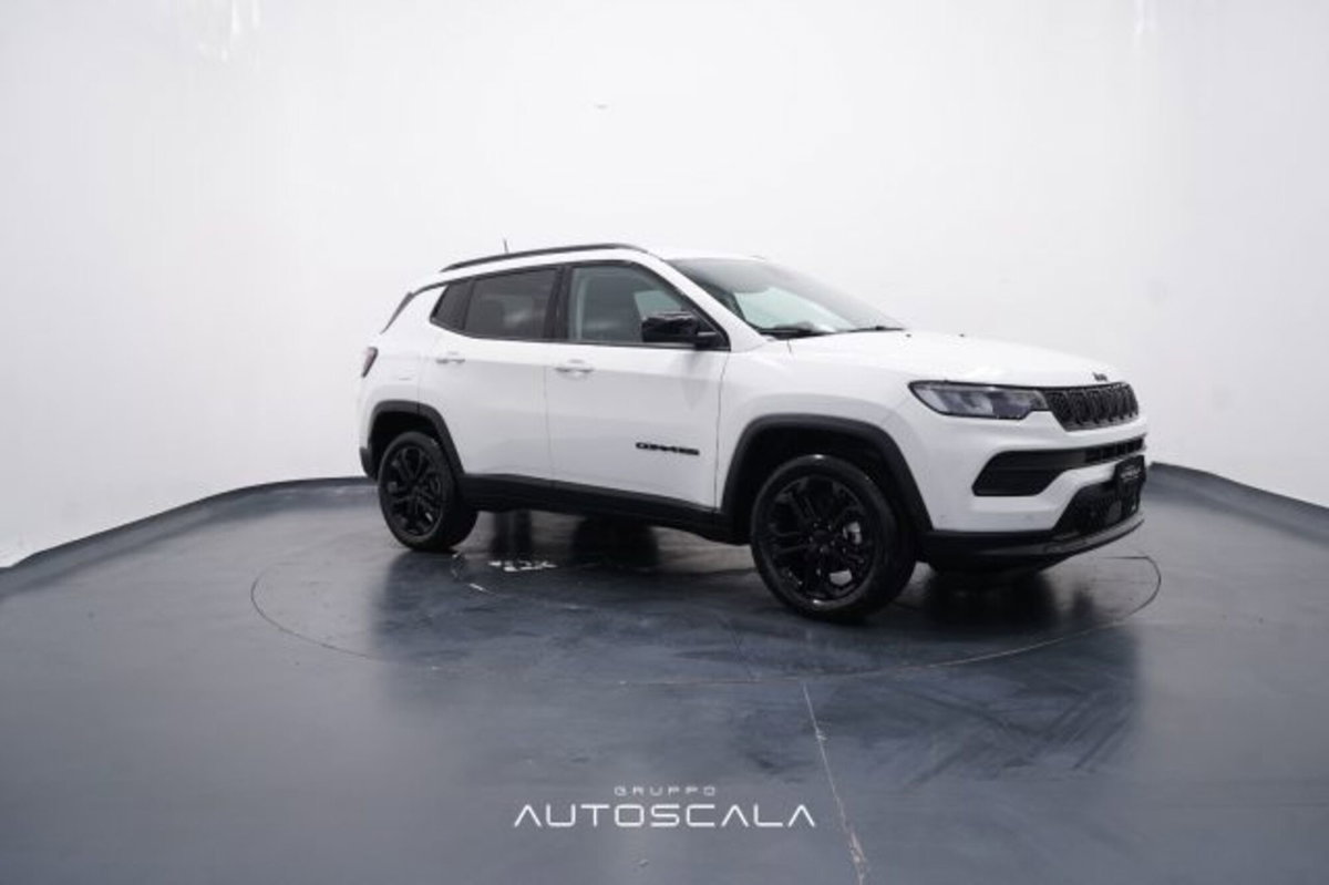 Jeep Compass 1.3 Turbo T4 2WD Night Eagle (8)