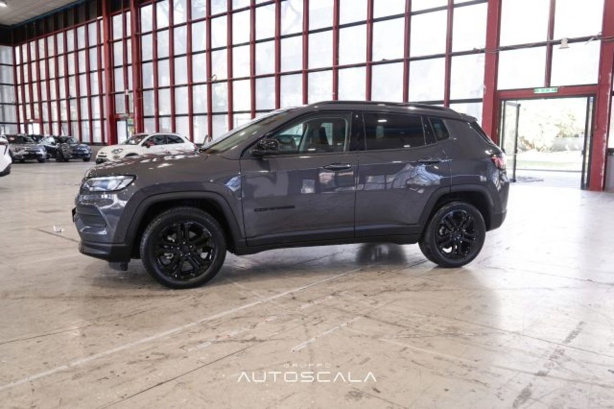 Jeep Compass 1.3 Turbo T4 2WD Night Eagle (3)