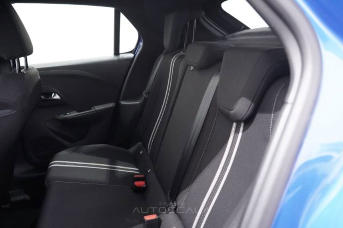 Opel Corsa 1.2 GS s&s 130cv at8 (19)