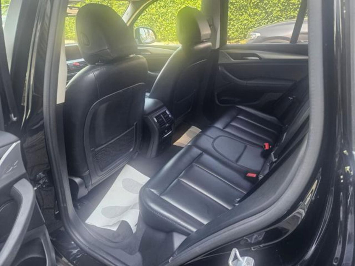BMW X3 xDrive20d (9)