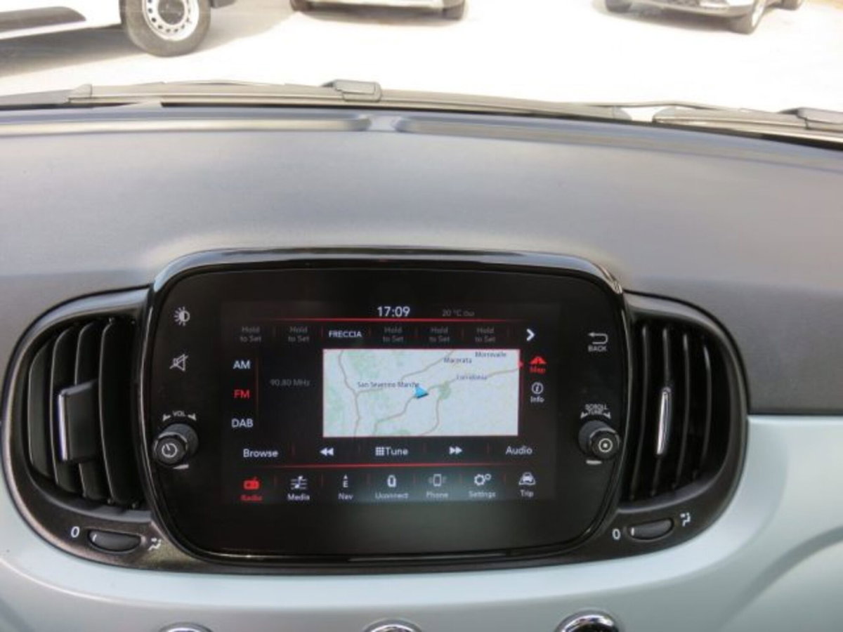 Fiat 500 1.0 Hybrid Dolcevita (10)