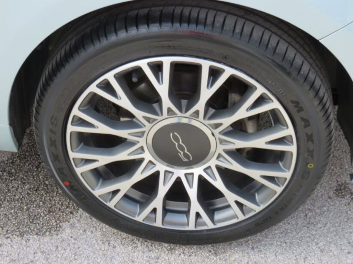 Fiat 500 1.0 Hybrid Dolcevita (15)