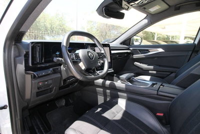 Renault Austral 1.2 full hybrid Techno 200cv auto (14)