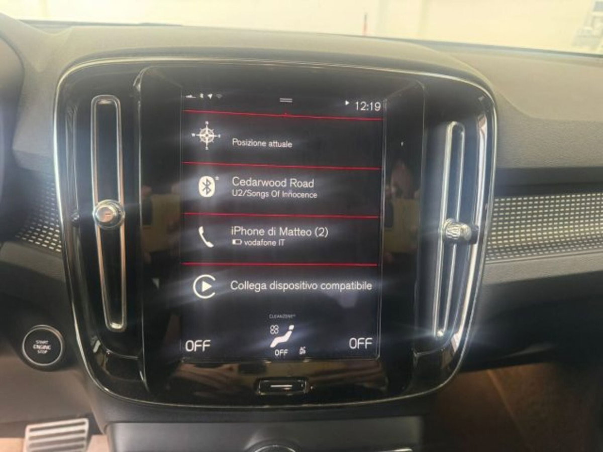 Volvo XC40 T5 Recharge Plug-in Hybrid R-design (17)