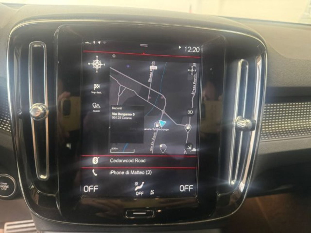 Volvo XC40 T5 Recharge Plug-in Hybrid R-design (18)