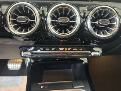Mercedes-Benz Classe A 200 d AMG Line Premium Plus auto (14)