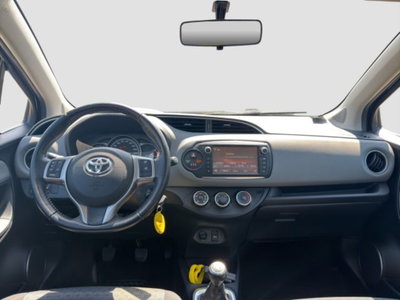 Toyota Yaris 1.0 5 porte (12)