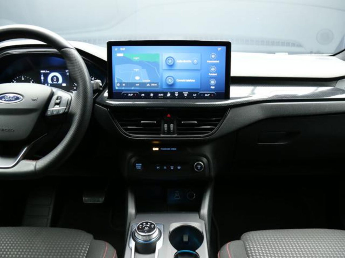 Ford Focus Station Wagon 1.5 EcoBlue 115 CV automatico SW ST-Line Design (13)