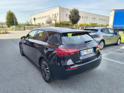 Mercedes-Benz Classe A Sedan 180 d Automatic 4p. Premium (5)